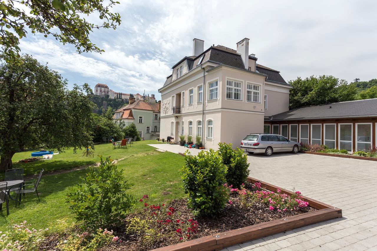 Penzion Jelen Vranov nad Dyjí Eksteriør billede